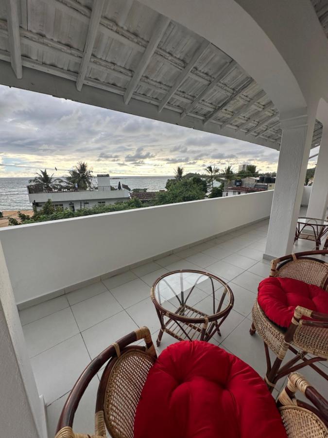 Hotel White Hill à Unawatuna Extérieur photo